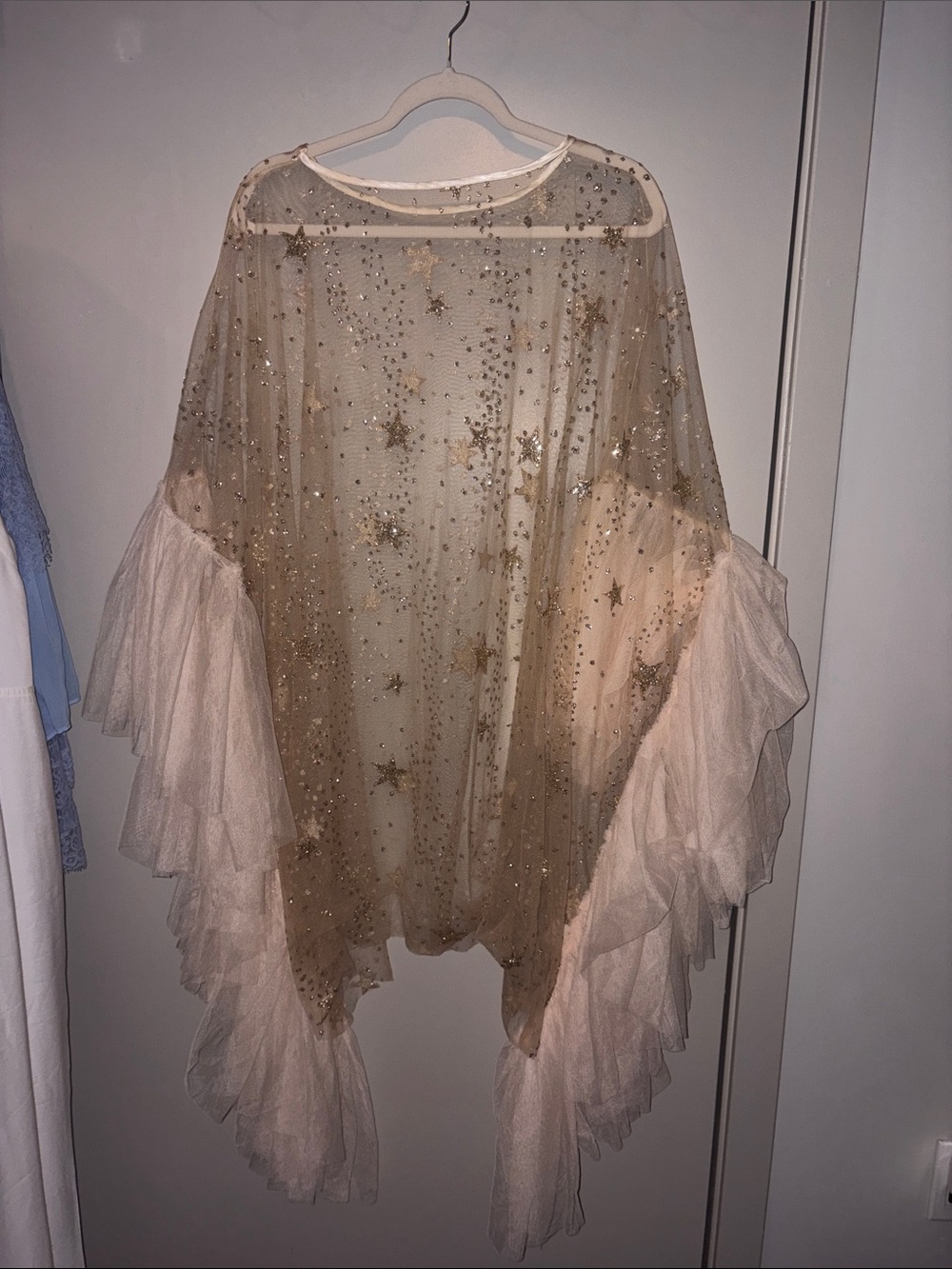 Star-Embellished Sheer Capelet in Cream and Gold
